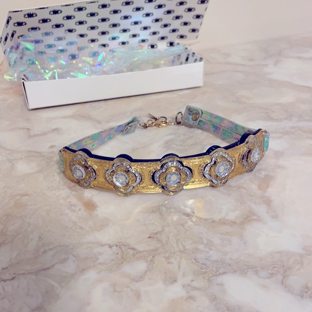 ISLYNYC Luxe Choker (box included) same brand and style as seen on Emily…
